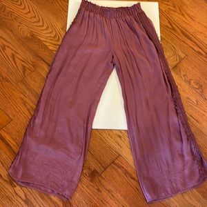 Wide leg pants size M